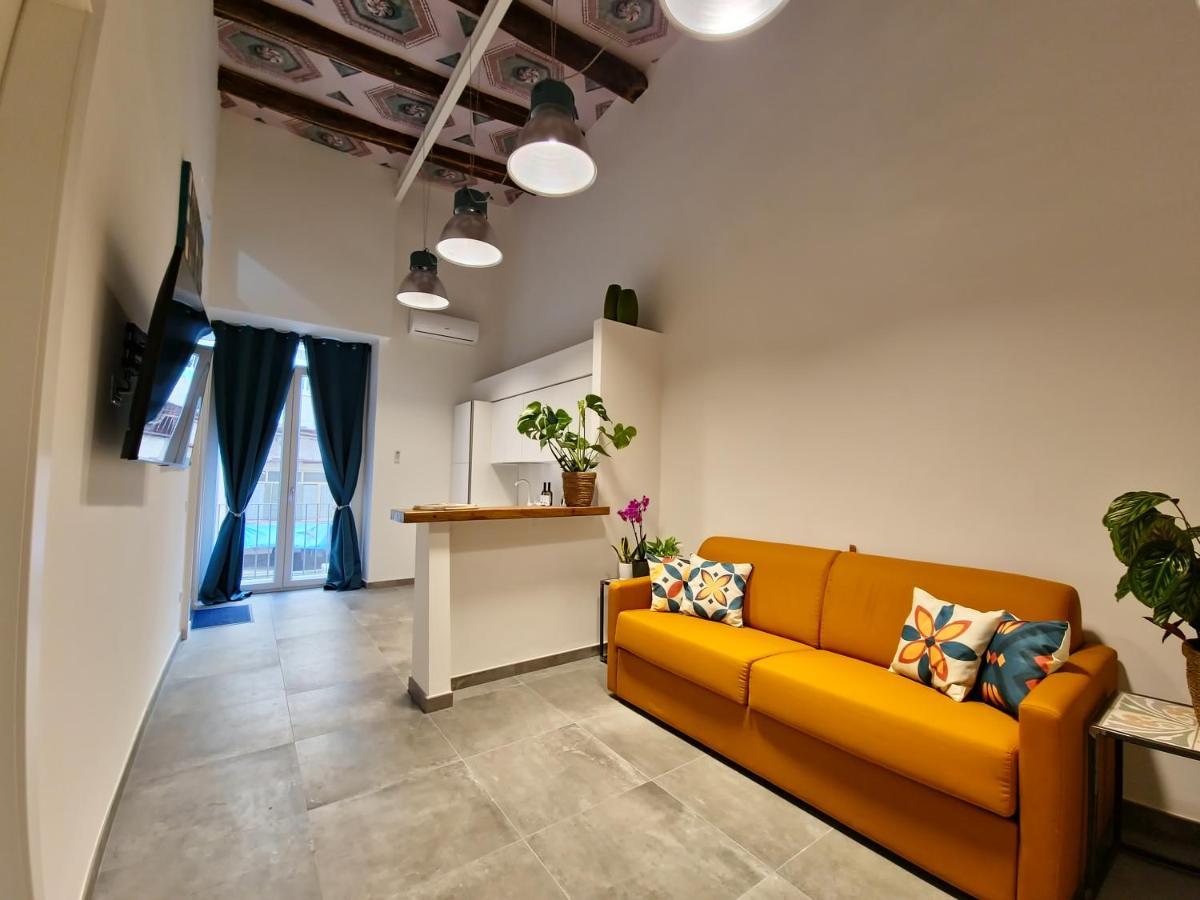Borgo Dei Miracoli Hotel เนเปิลส์ ภายนอก รูปภาพ