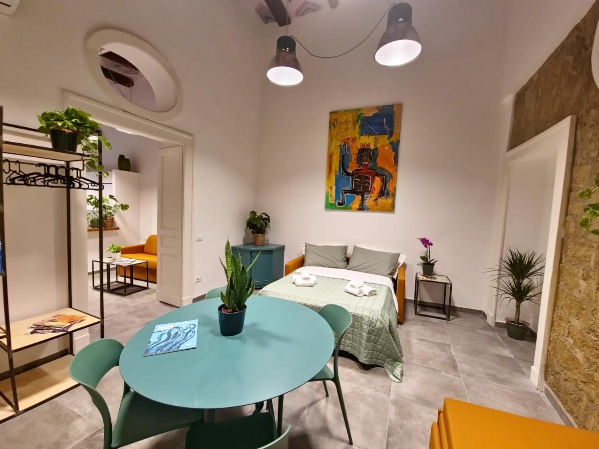 Borgo Dei Miracoli Hotel เนเปิลส์ ภายนอก รูปภาพ