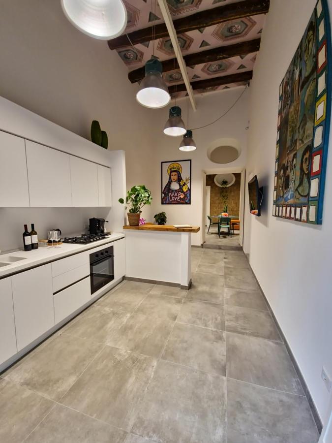 Borgo Dei Miracoli Hotel เนเปิลส์ ภายนอก รูปภาพ